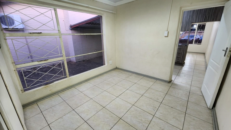 2 Bedroom Property for Sale in Fleurdal Free State